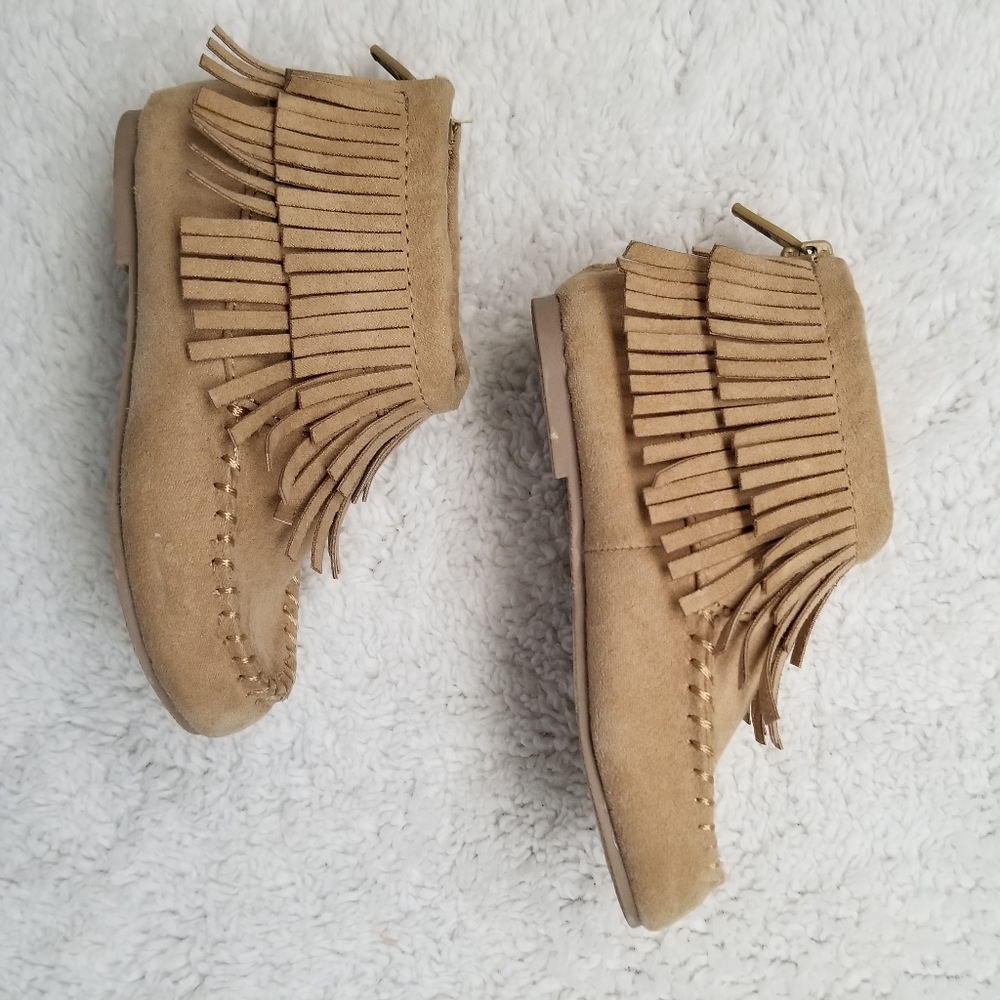 Fringe toddler booties
